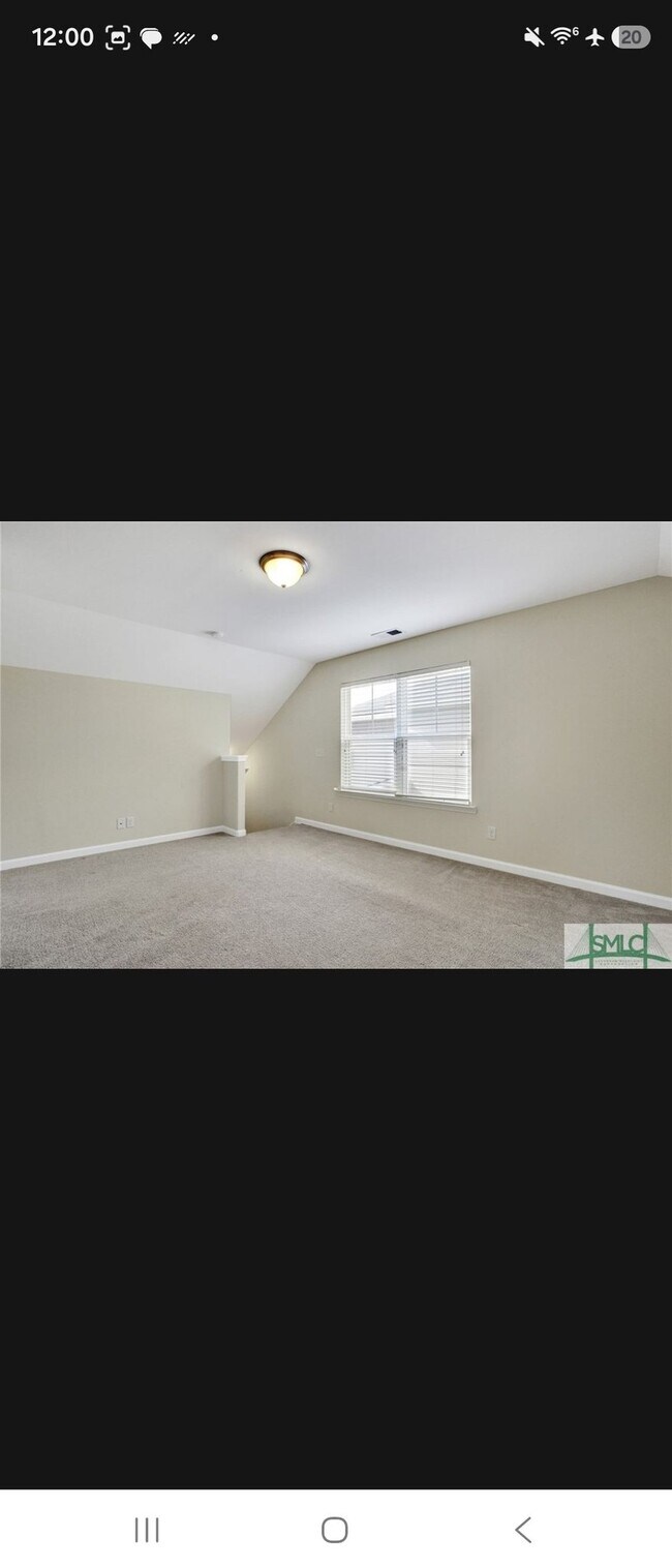 Foto del edificio - 176 Calm Oaks Cir