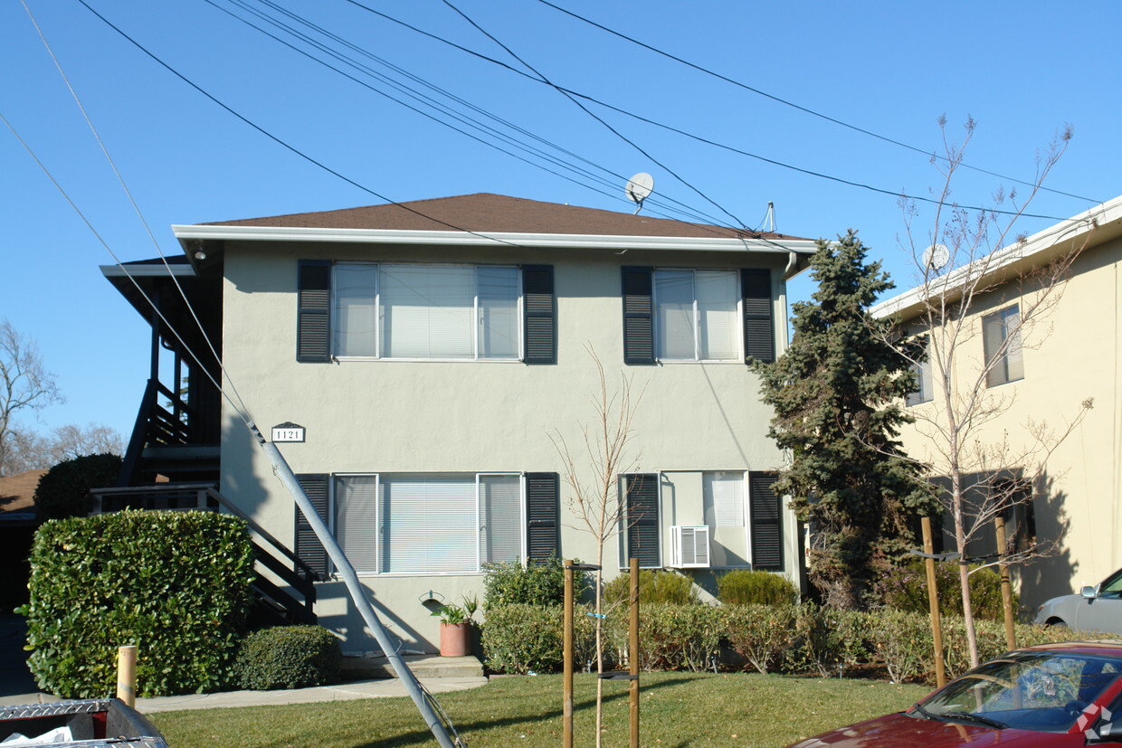 Building Photo - 1121 Frankfurt Ave
