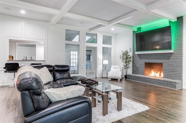 Foto del edificio - 10242 Chimney Hill Ln