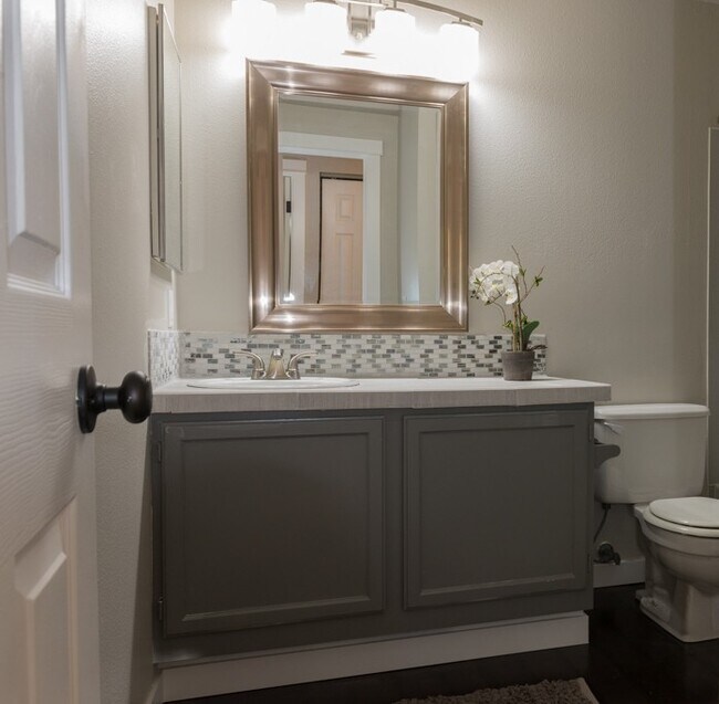 Foto del edificio - 580 Front St S