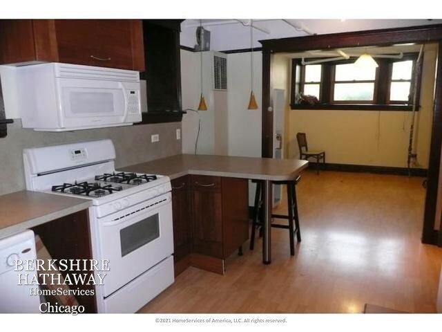 Foto del edificio - 1529 N CLAREMONT Avenue