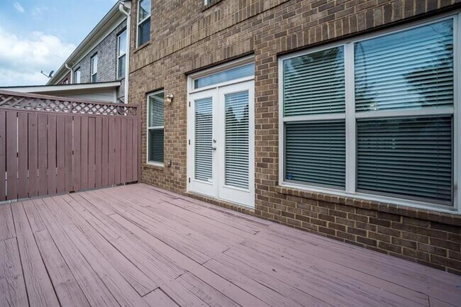 Foto del edificio - 2006 Manchester Way