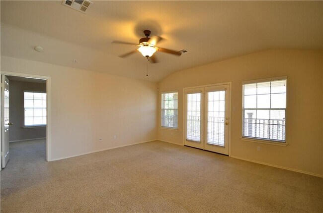 Building Photo - 16100 S Great Oaks Dr