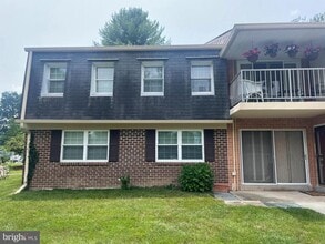 Building Photo - 208 Old Forge Crossing