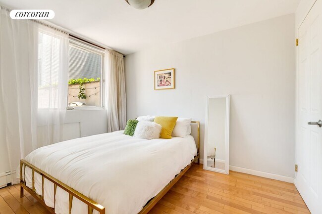 Foto del edificio - 93 Wyckoff Ave