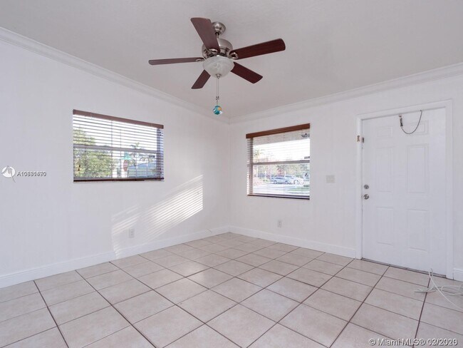 Foto del edificio - 802 NW 10th St