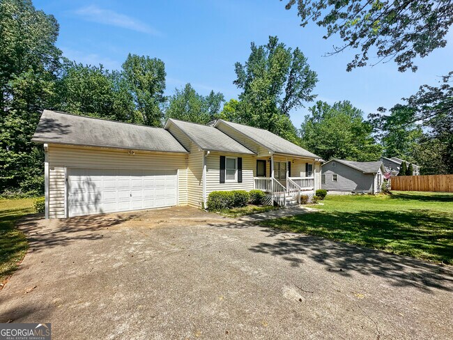 Foto del edificio - 368 Wesley Mill Pl