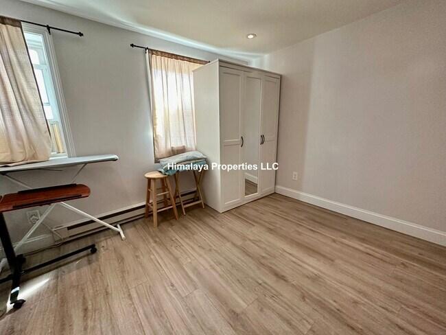 Foto del edificio - 122 D St