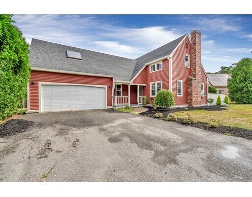 Primary Photo - 55 Valleyview Dr