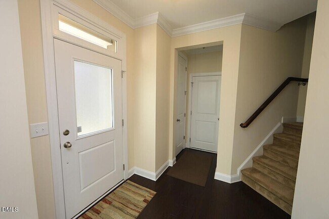 Building Photo - 446 Methven Grove Dr