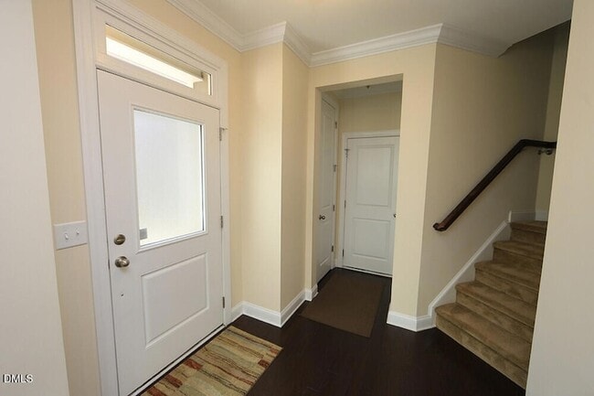 Foto del edificio - 446 Methven Grove Dr