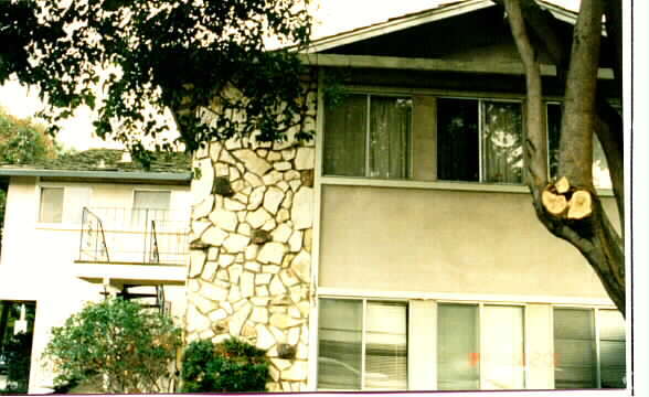 Foto del edificio - 1343 Pomeroy Ave