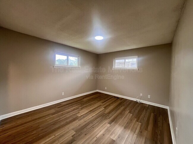 Building Photo - 4706 Midland Pike
