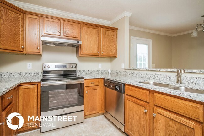Foto del edificio - 2810 Waywood Dr