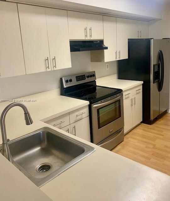 Building Photo - 8560 SW 212th St