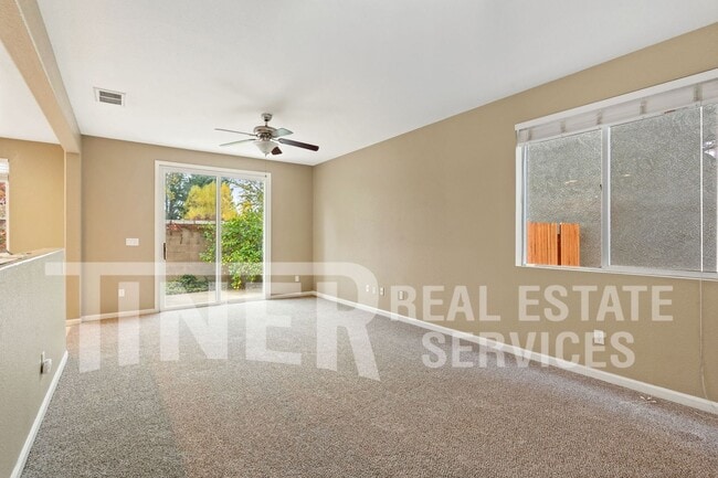 Foto del edificio - 2345 Coffeeberry Rd