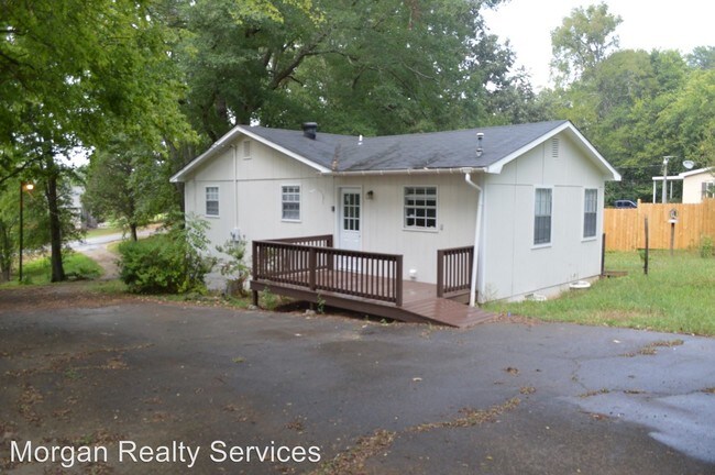 Building Photo - 7547 Old Springville Rd