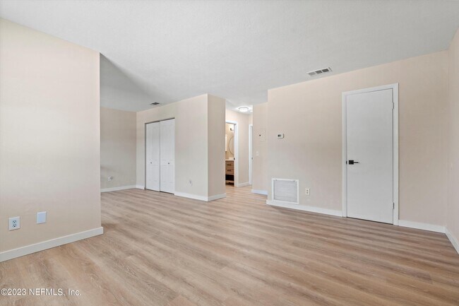 Building Photo - 1845 Old Moultrie Rd