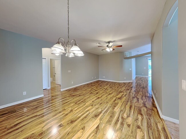 Building Photo - 6097 Indigo Crossing Dr