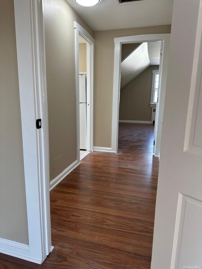 Building Photo - 27 Caldwell Rd