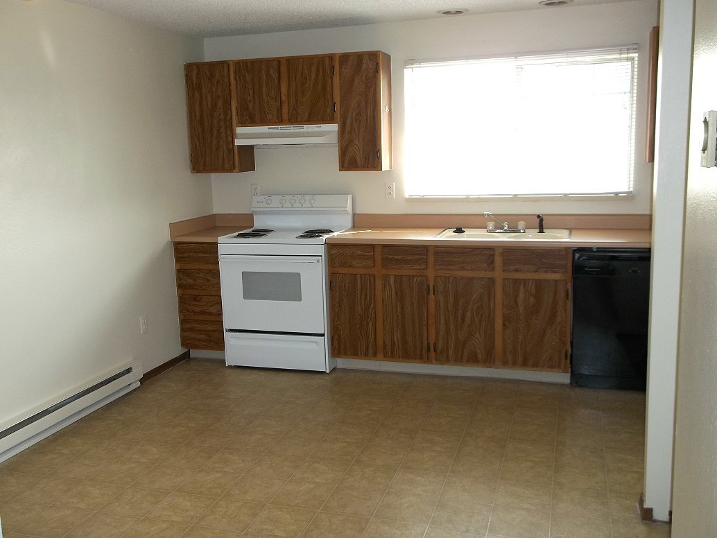 Primary Photo - 114 W 47th Pl