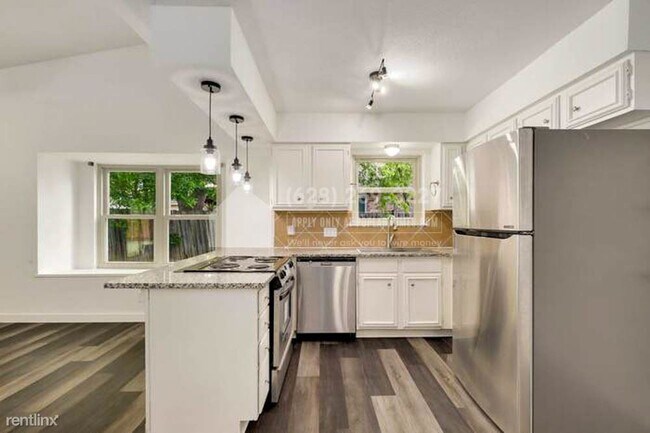 Building Photo - 3 br, 2 bath House - 1008 Ridgeline Dr -