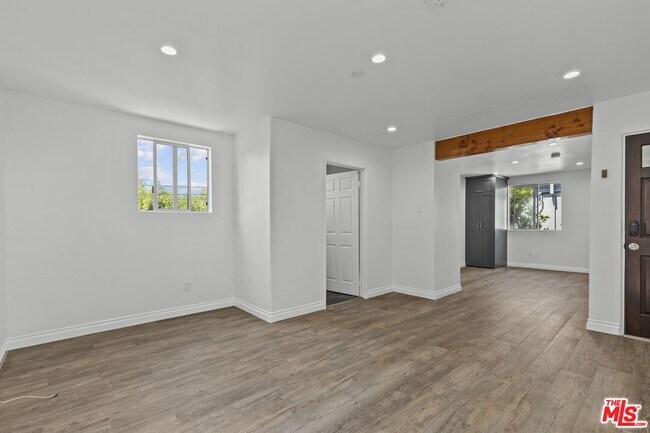 Foto del edificio - 205 7th Ave