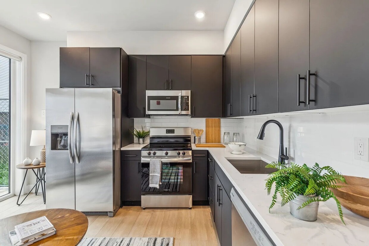 Photo - 6910 Ridge Ave (Philadelphia, PA)