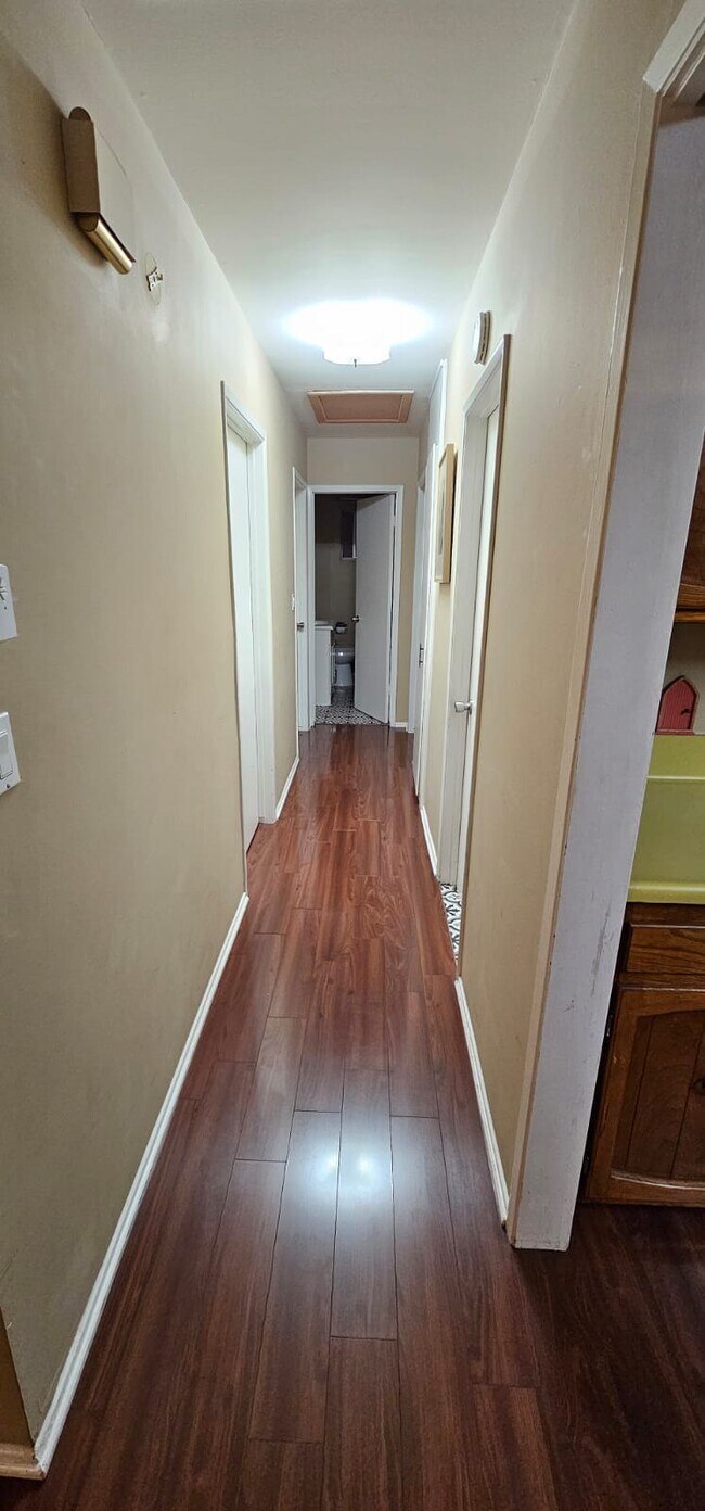 Foto del edificio - 8759 Shoshone Ave