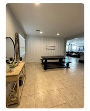 Building Photo - 5733 S Verde