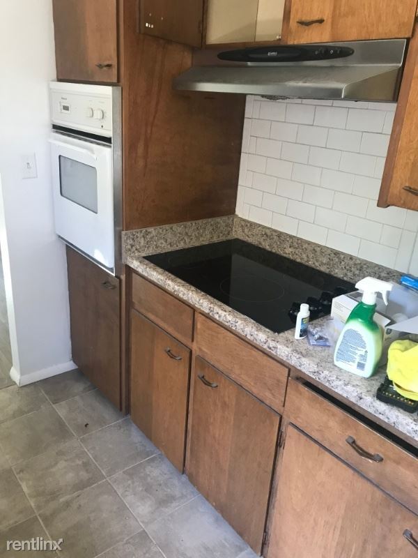 Building Photo - 5 br, 3 bath House - 1509 Brentwood Dr