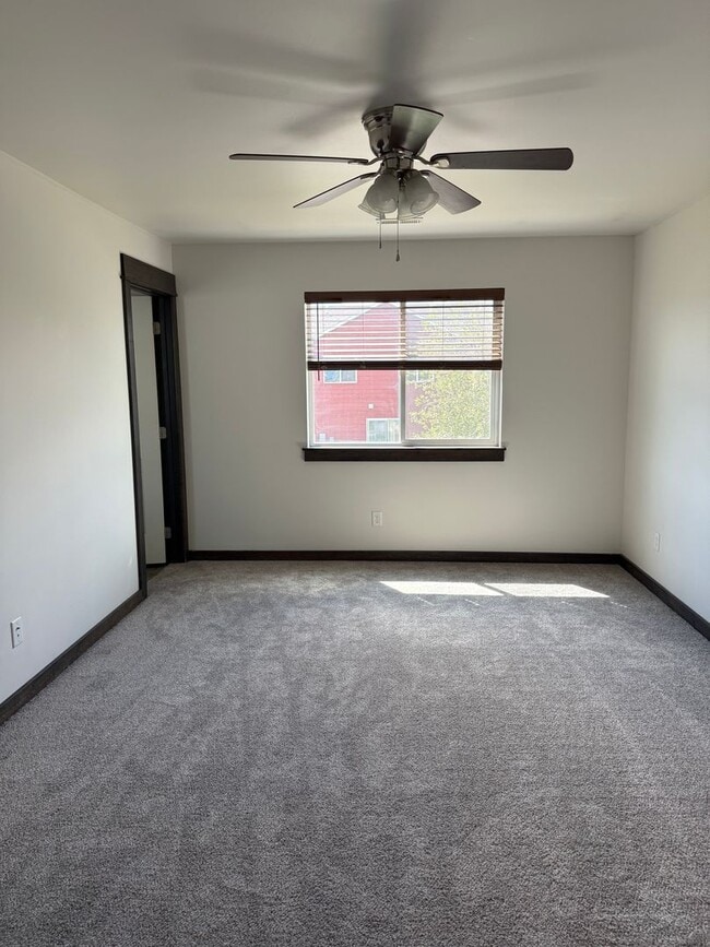 Building Photo - 1518 Butler Creek Ave