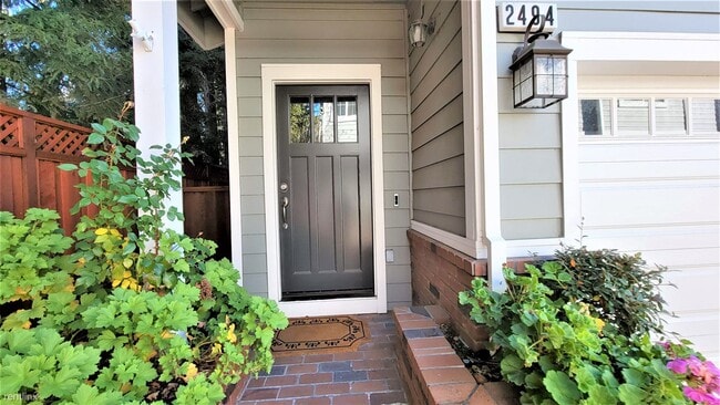 Building Photo - 3 br, 2.5 bath Condo - 2494 Westcliffe Lane 4