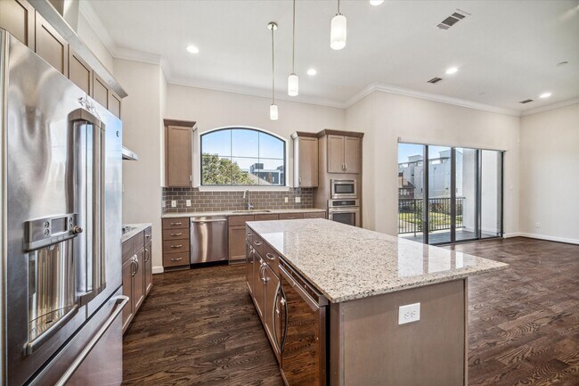 Foto del edificio - 4705 Jackson St