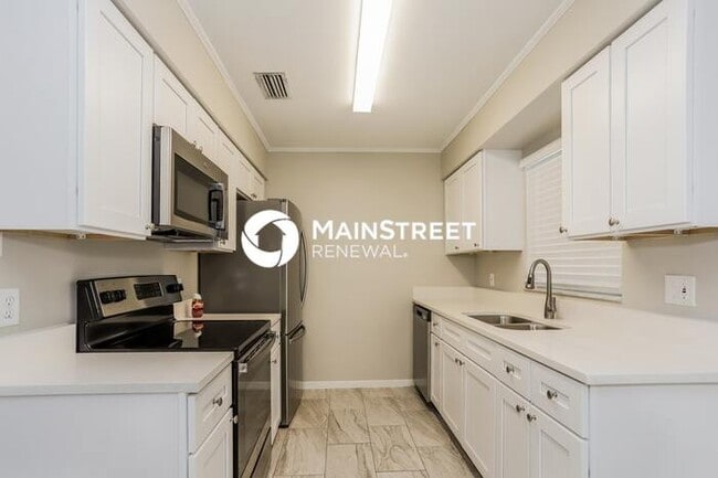 Foto del edificio - 3 Bedroom Pet-Friendly Home in WINTER HAVE...