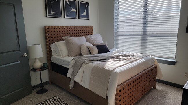 Large Bedrooms - Urban Square