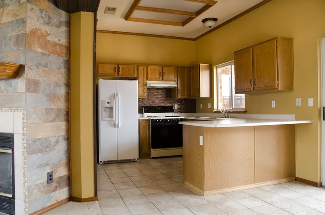 Building Photo - 10505 Hackamore Place Southwest