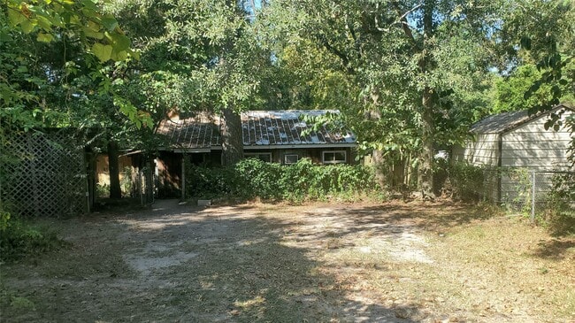 Foto del edificio - 5934 Beech Dr