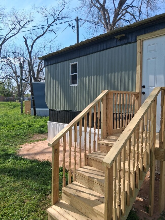 Building Photo - Rent OR Rent-to-Own – 2BR / 2BA Home ??