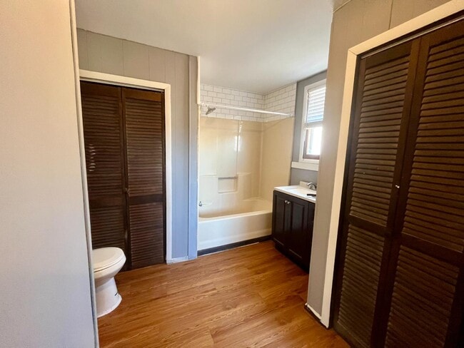 Foto del edificio - 1140 Sunset Hill Rd