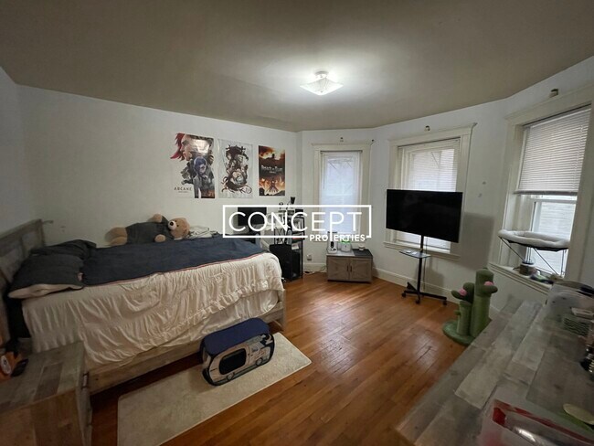 Foto del edificio - 143 Park Dr