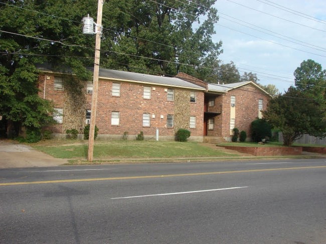 Foto del edificio - Pendleton Court Apartments