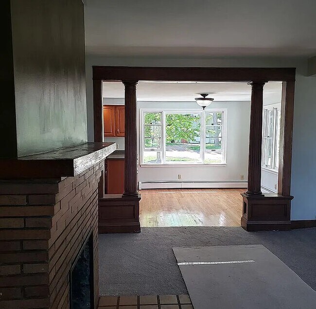 393 E Main St, Fredonia, NY 14063 House for Rent in Fredonia, NY