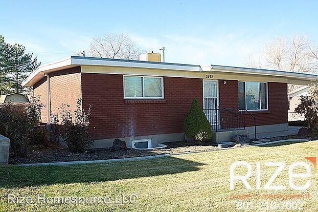 Building Photo - 3978 S 4800 W