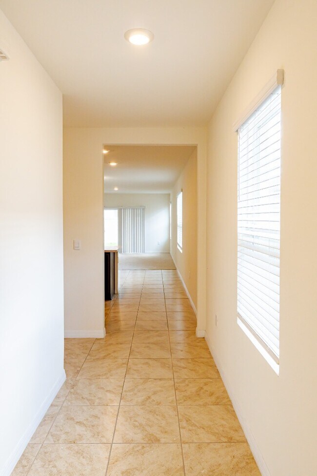 Building Photo - 4207 San Rocco Wy