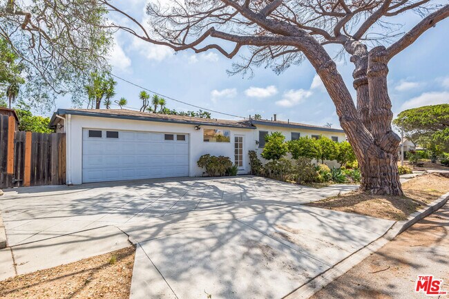 Building Photo - 12753 Appleton Way