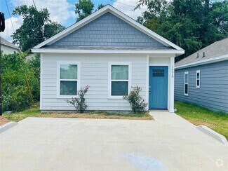 Building Photo - 16618 Meadowcroft St