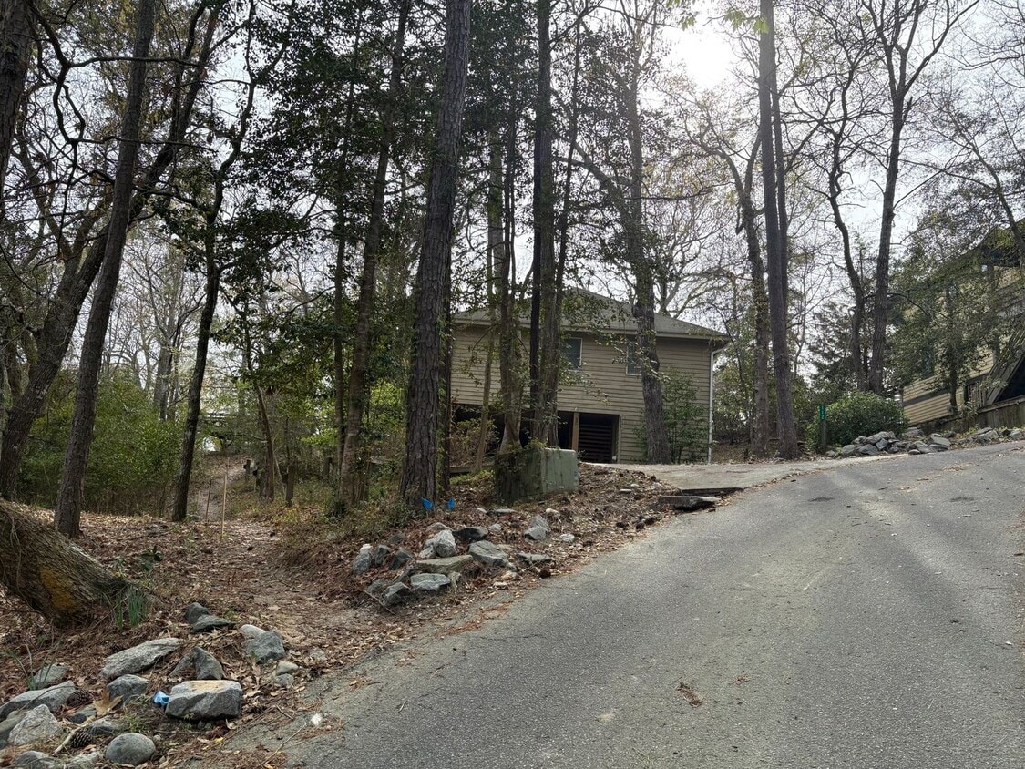 Primary Photo - 3 Bedroom 2 Bath Home in Colington