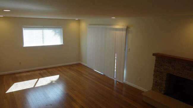 2390 Stokes St photo'