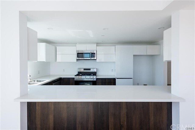 Foto principal - 137 W 6th St